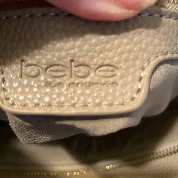 BEBE LOS ANGELES SATCHEL PEBBLED LEATHER - Picture 11 of 13